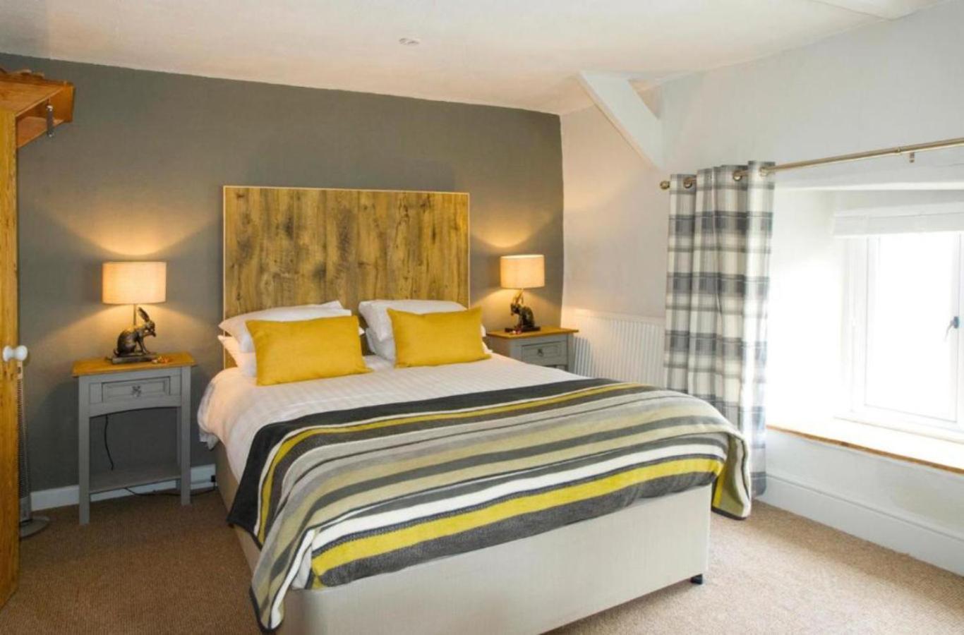 Hunters Lodge Inn Totnes Eksteriør bilde